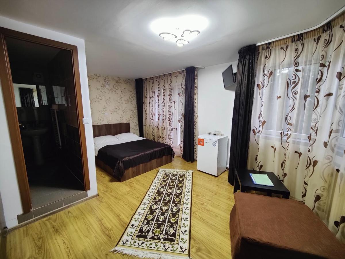 Casa Adina Hotell Sinaia Eksteriør bilde