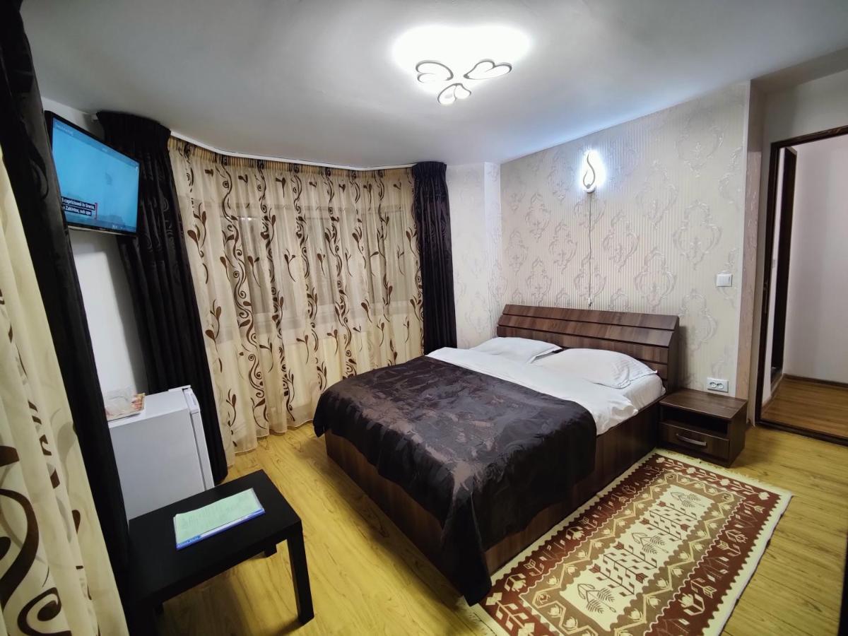 Casa Adina Hotell Sinaia Eksteriør bilde