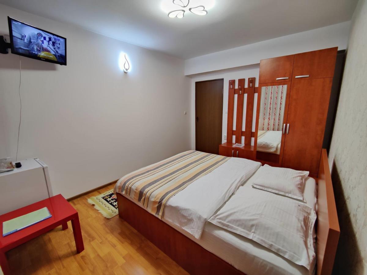 Casa Adina Hotell Sinaia Eksteriør bilde